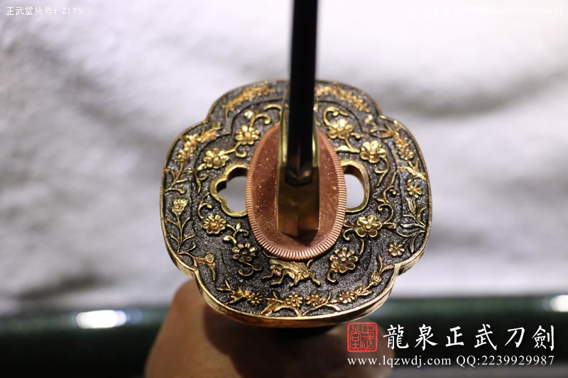 周正武龍泉寶劍專賣店,周正武龍泉?jiǎng)r(jià)格,正武堂官網(wǎng),龍泉刀劍官網(wǎng),龍泉?jiǎng)χ苷?正武刀劍,龍泉正武刀劍官網(wǎng),龍泉正武刀劍,龍泉?jiǎng)? border=