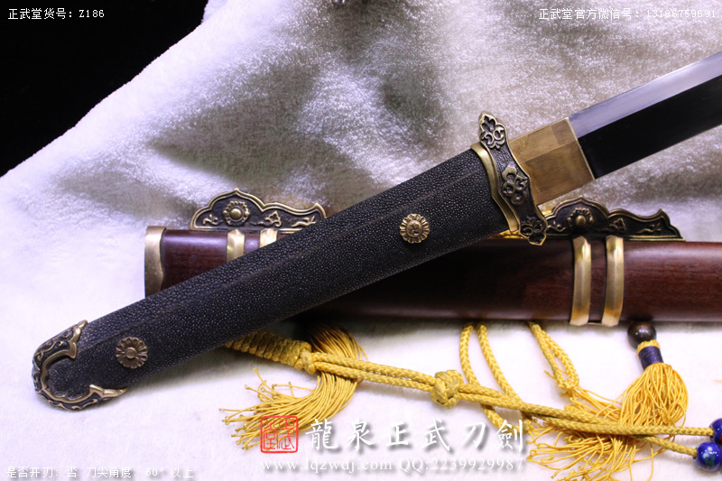 周正武龍泉寶劍專賣店,周正武龍泉?jiǎng)r(jià)格,正武堂官網(wǎng),龍泉刀劍官網(wǎng),龍泉?jiǎng)χ苷?正武刀劍,龍泉正武刀劍官網(wǎng),龍泉正武刀劍,龍泉?jiǎng)? border=