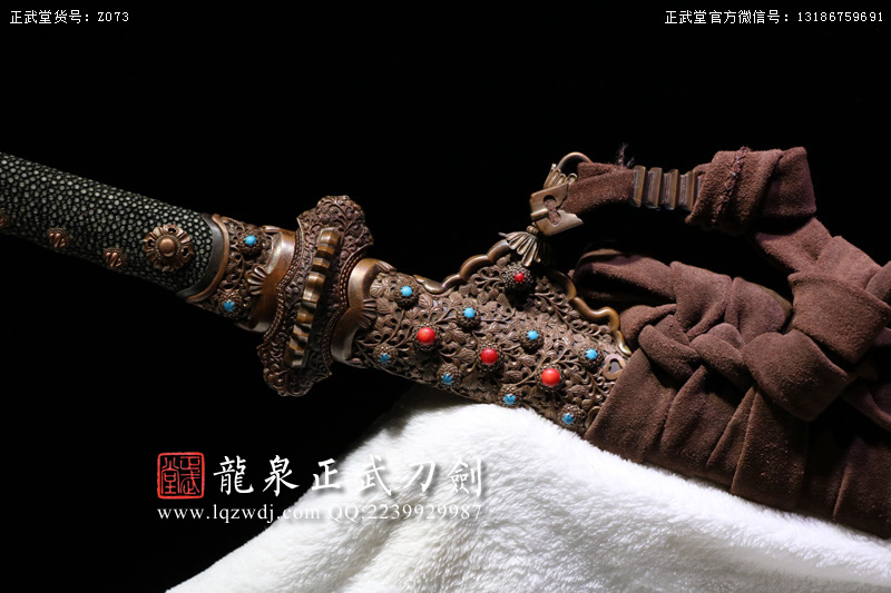 周正武龍泉寶劍專(zhuān)賣(mài)店,周正武龍泉?jiǎng)r(jià)格,正武堂官網(wǎng),龍泉刀劍官網(wǎng),龍泉?jiǎng)χ苷?正武刀劍,龍泉正武刀劍官網(wǎng),龍泉正武刀劍,龍泉?jiǎng)? border=