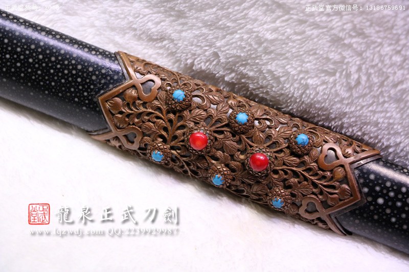 周正武龍泉寶劍專(zhuān)賣(mài)店,周正武龍泉?jiǎng)r(jià)格,正武堂官網(wǎng),龍泉刀劍官網(wǎng),龍泉?jiǎng)χ苷?正武刀劍,龍泉正武刀劍官網(wǎng),龍泉正武刀劍,龍泉?jiǎng)? border=